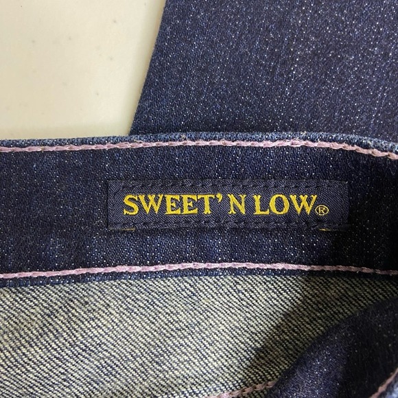 Lucky Brand Sweet N' Low Bootcut Medium Wash Jeans - Size 10 - Picture 9 of 12